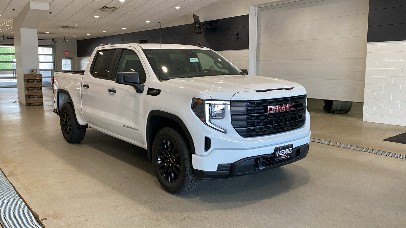 2024 GMC Sierra 1500 Pro 4