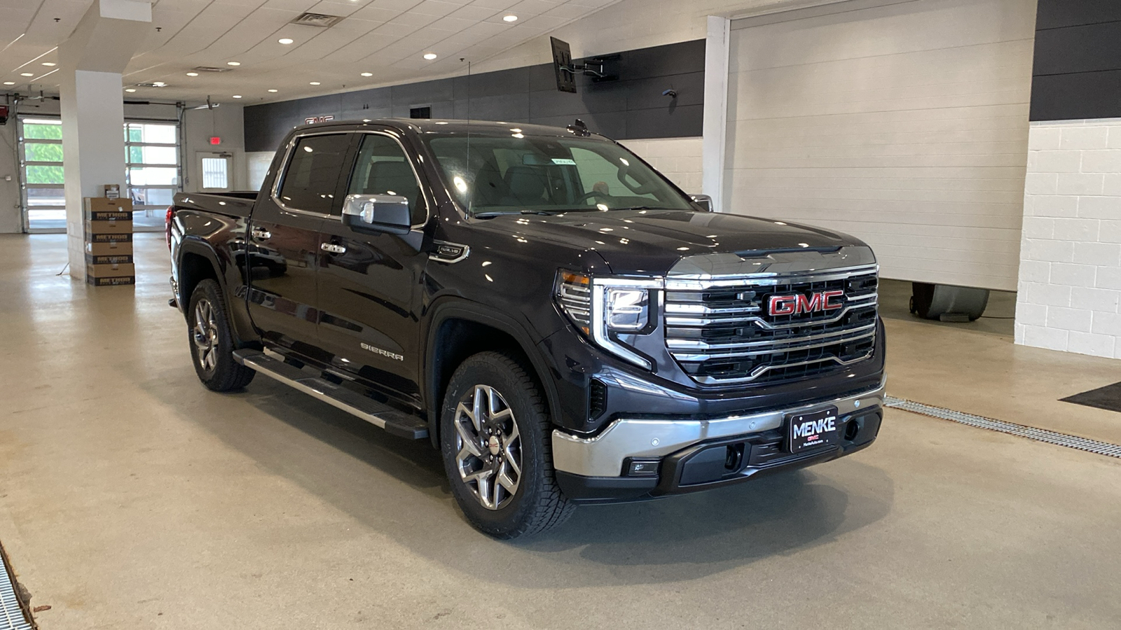 2024 GMC Sierra 1500 SLT 4