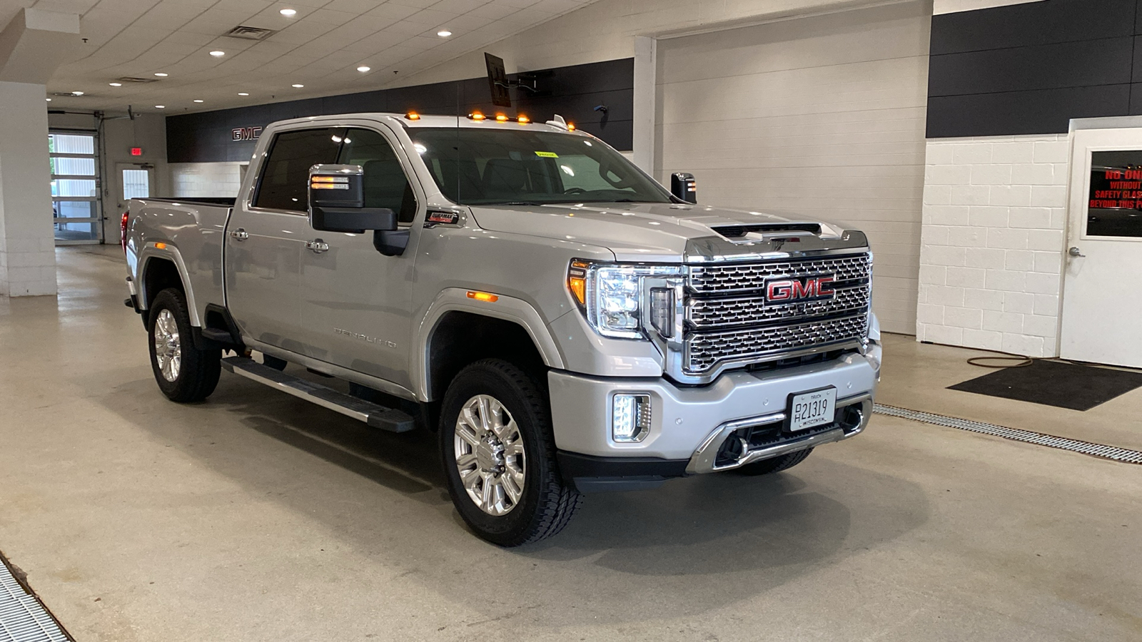 2020 GMC Sierra 3500HD Denali 4