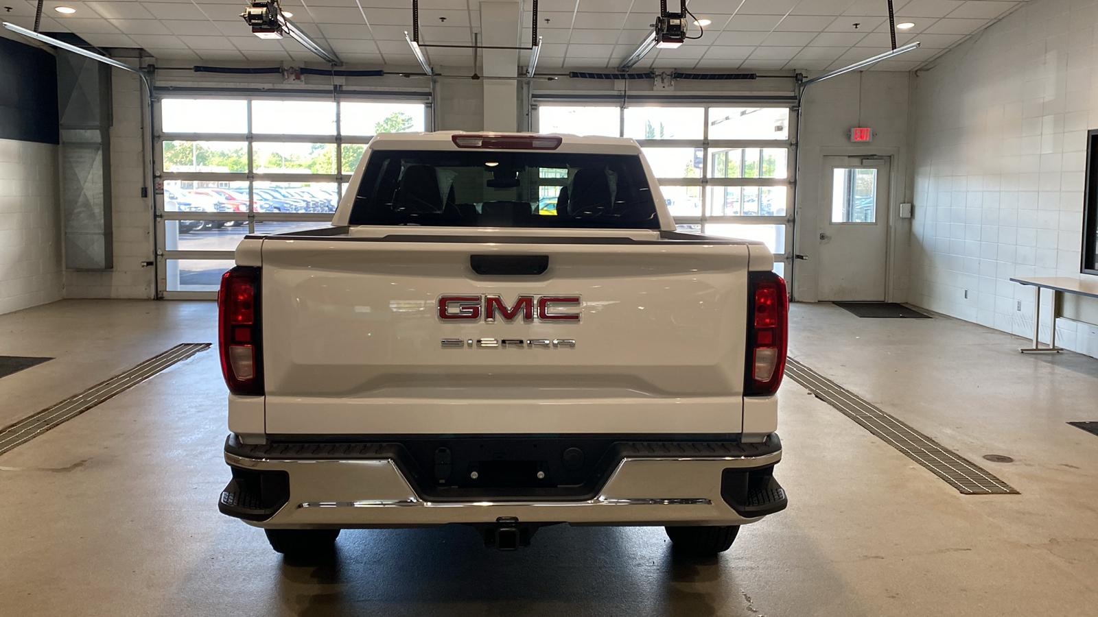 2024 GMC Sierra 1500 Pro 7