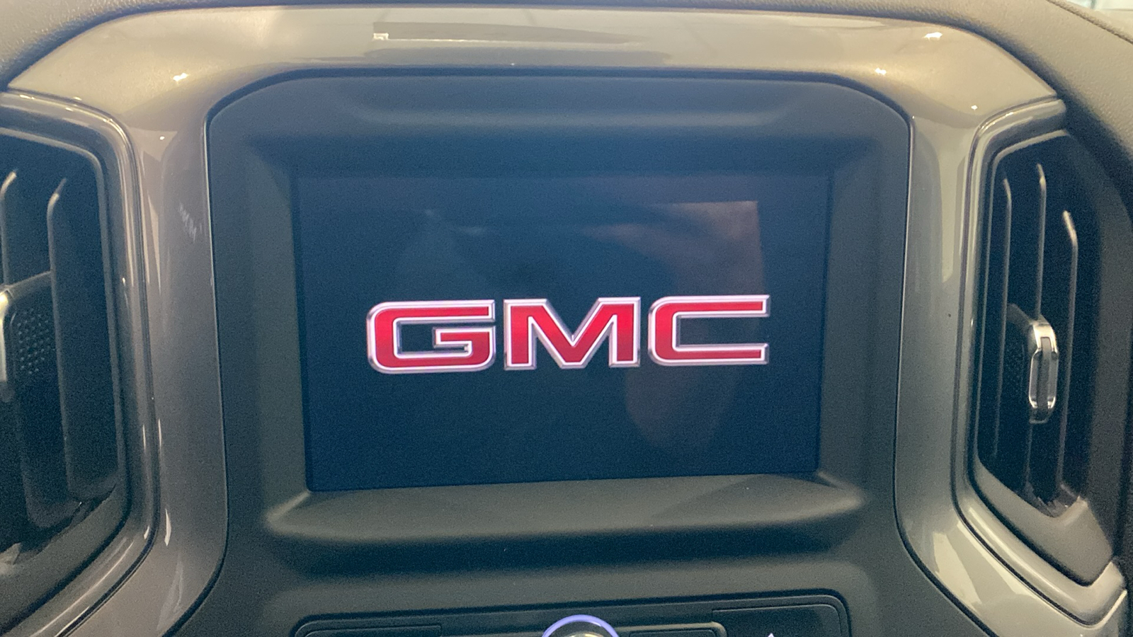 2024 GMC Sierra 1500 Pro 23