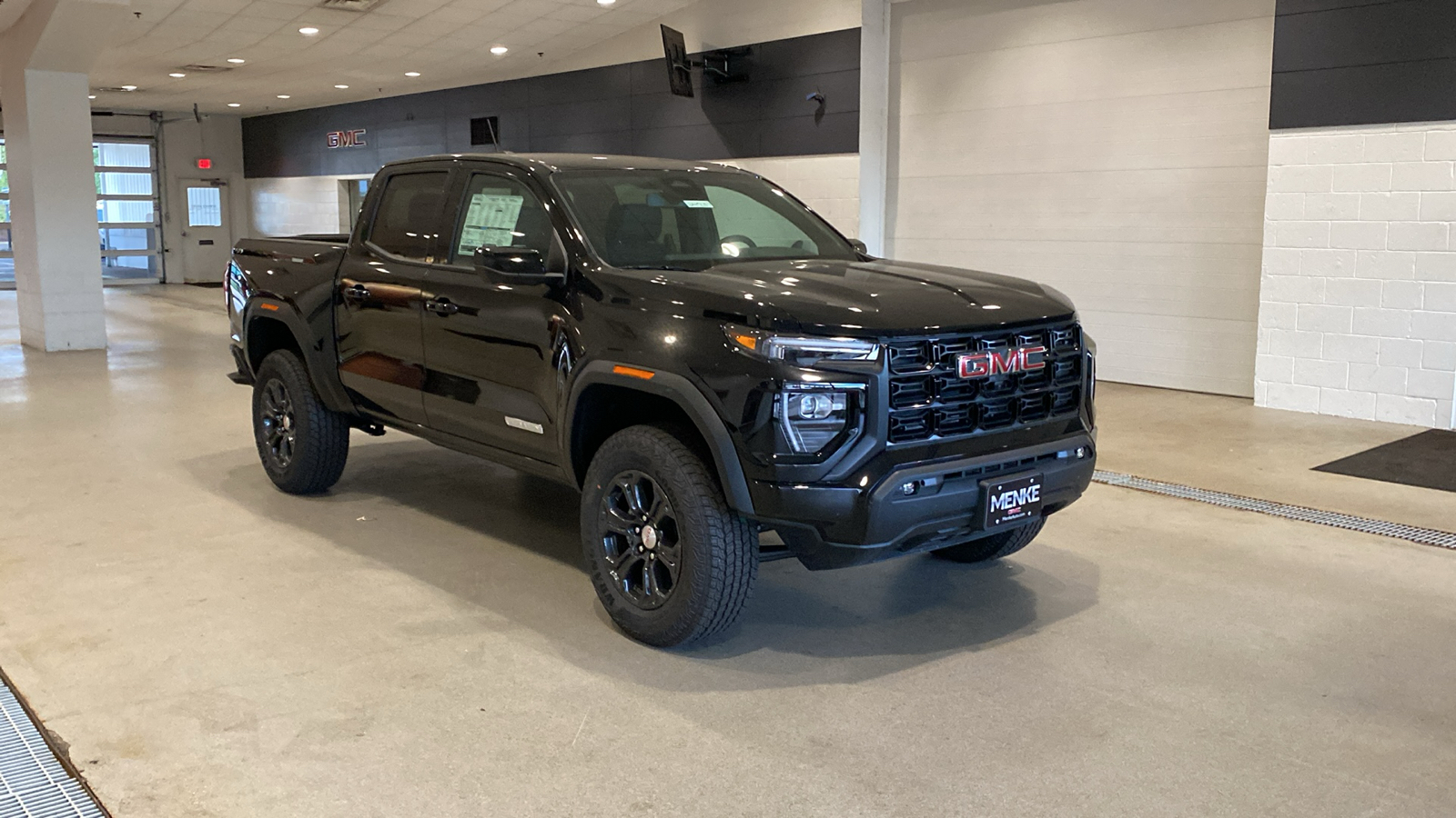 2024 GMC Canyon Elevation 4