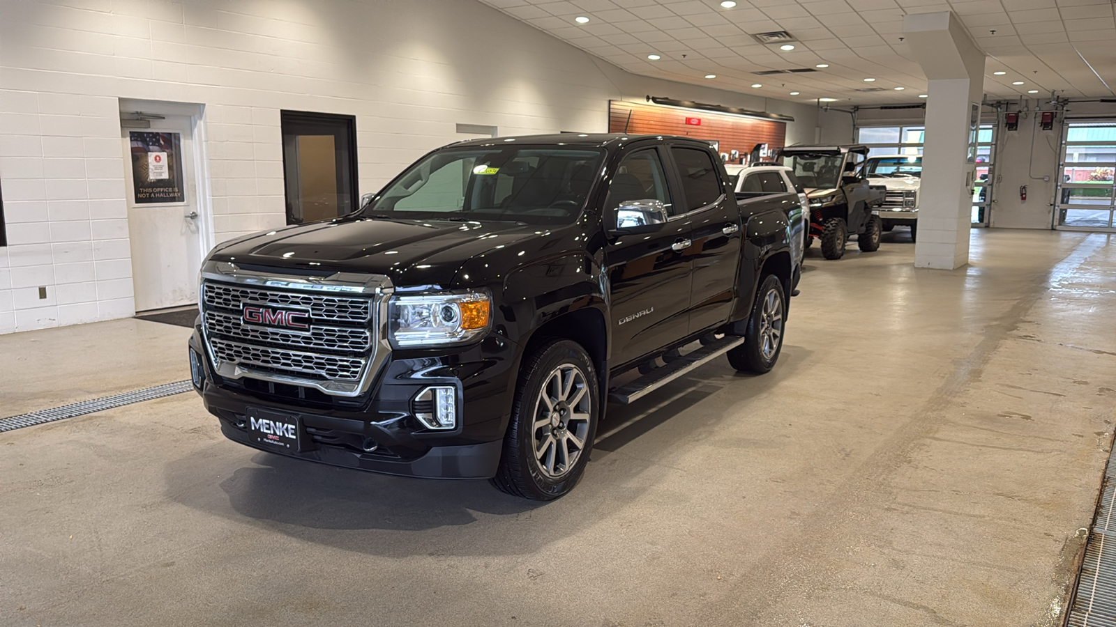 2021 GMC Canyon Denali 2