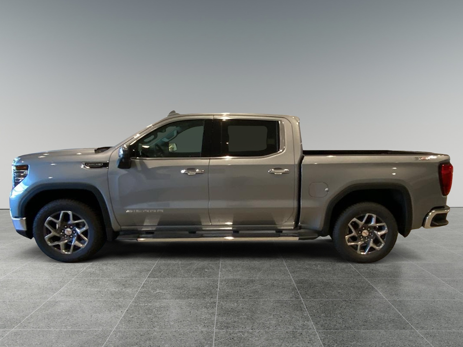 2024 GMC Sierra 1500 SLT 1