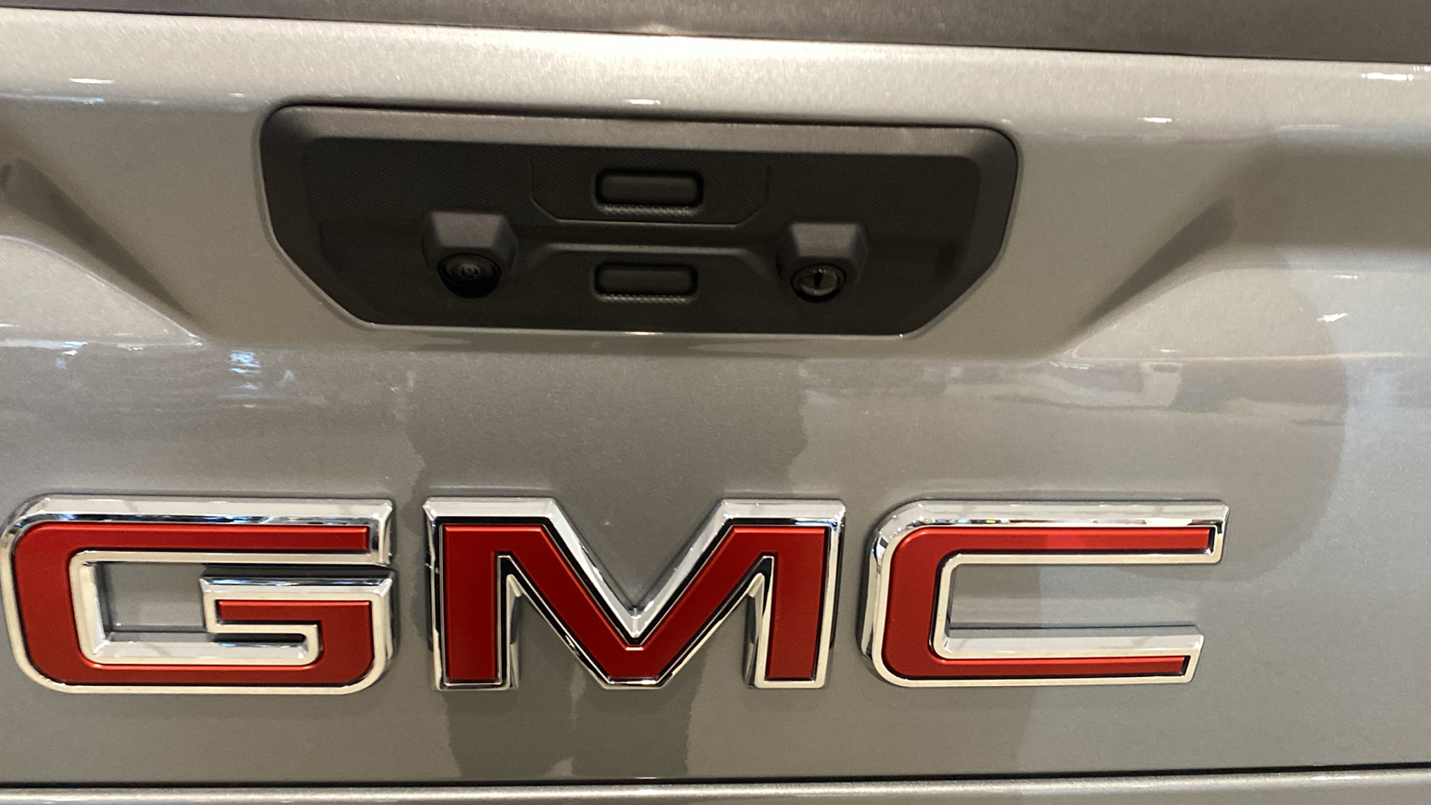 2024 GMC Sierra 1500 SLT 9