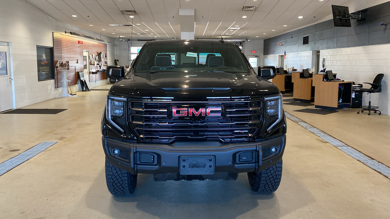 2024 GMC Sierra 1500 AT4X 3