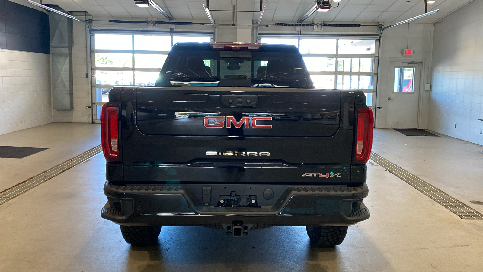 2024 GMC Sierra 1500 AT4X 7