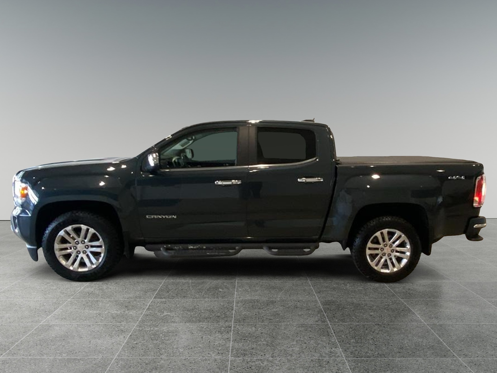 2018 GMC Canyon SLT 1