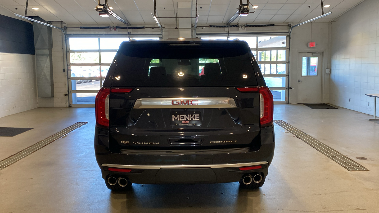 2024 GMC Yukon Denali 7