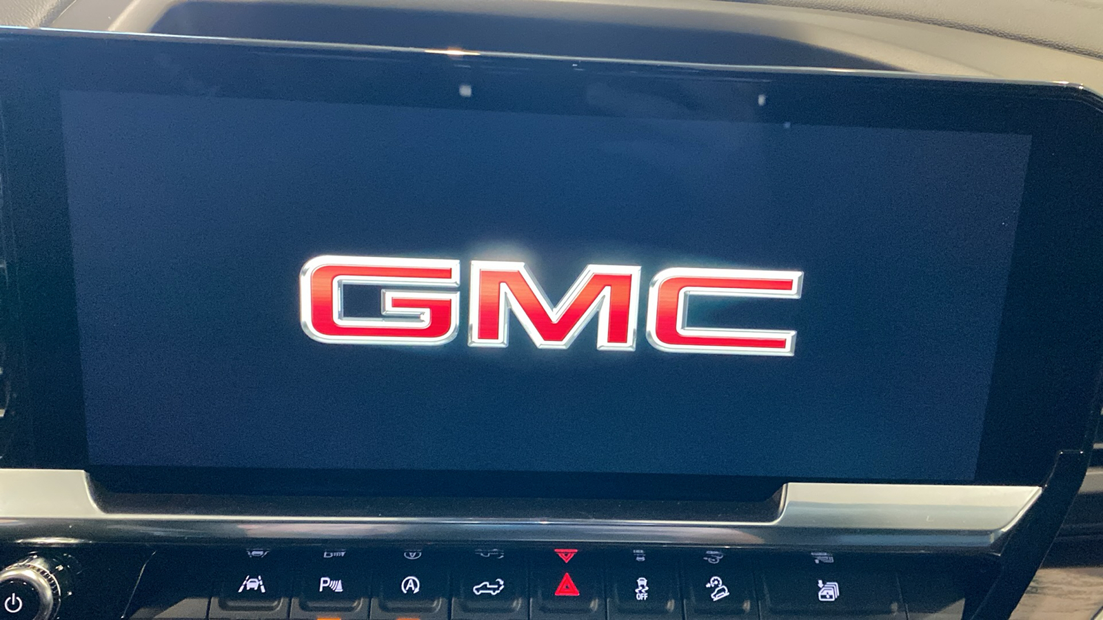 2024 GMC Sierra 1500 SLT 26