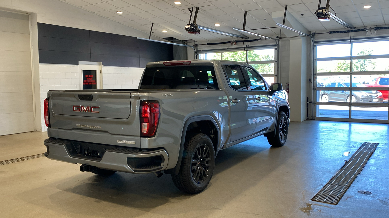 2024 GMC Sierra 1500 Elevation 6