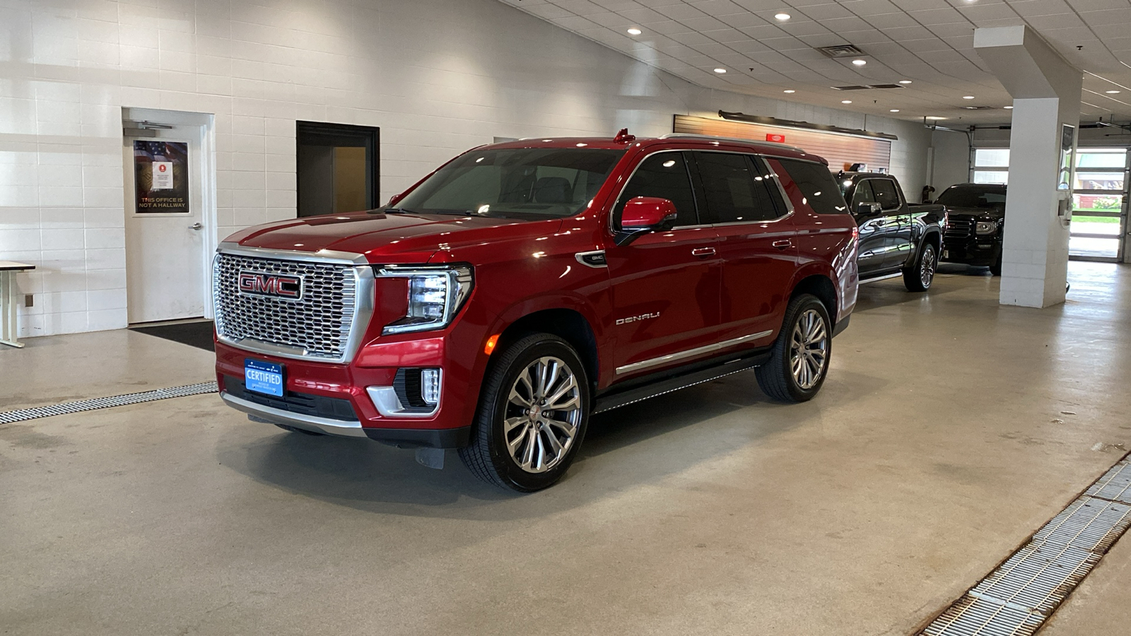 2021 GMC Yukon Denali 2