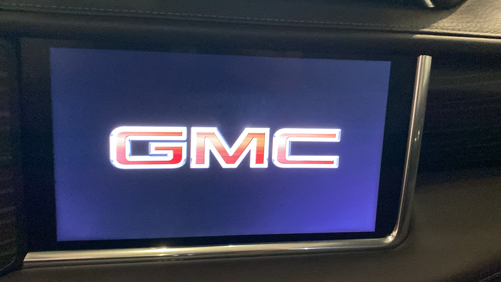 2021 GMC Yukon Denali 29