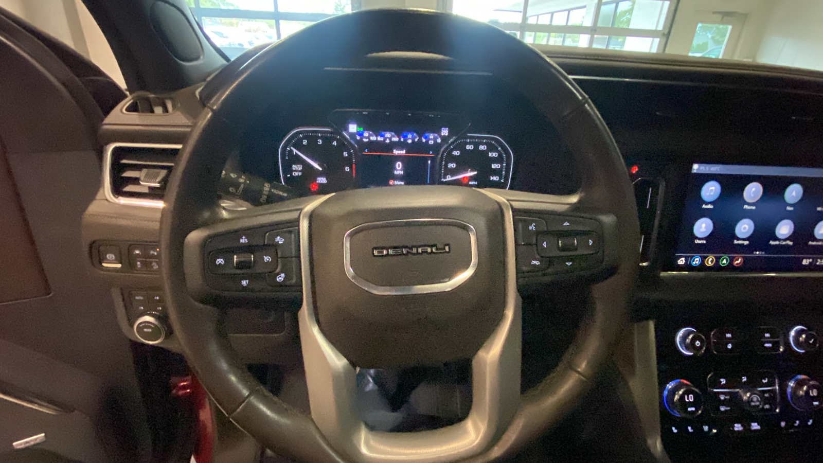 2021 GMC Yukon Denali 33