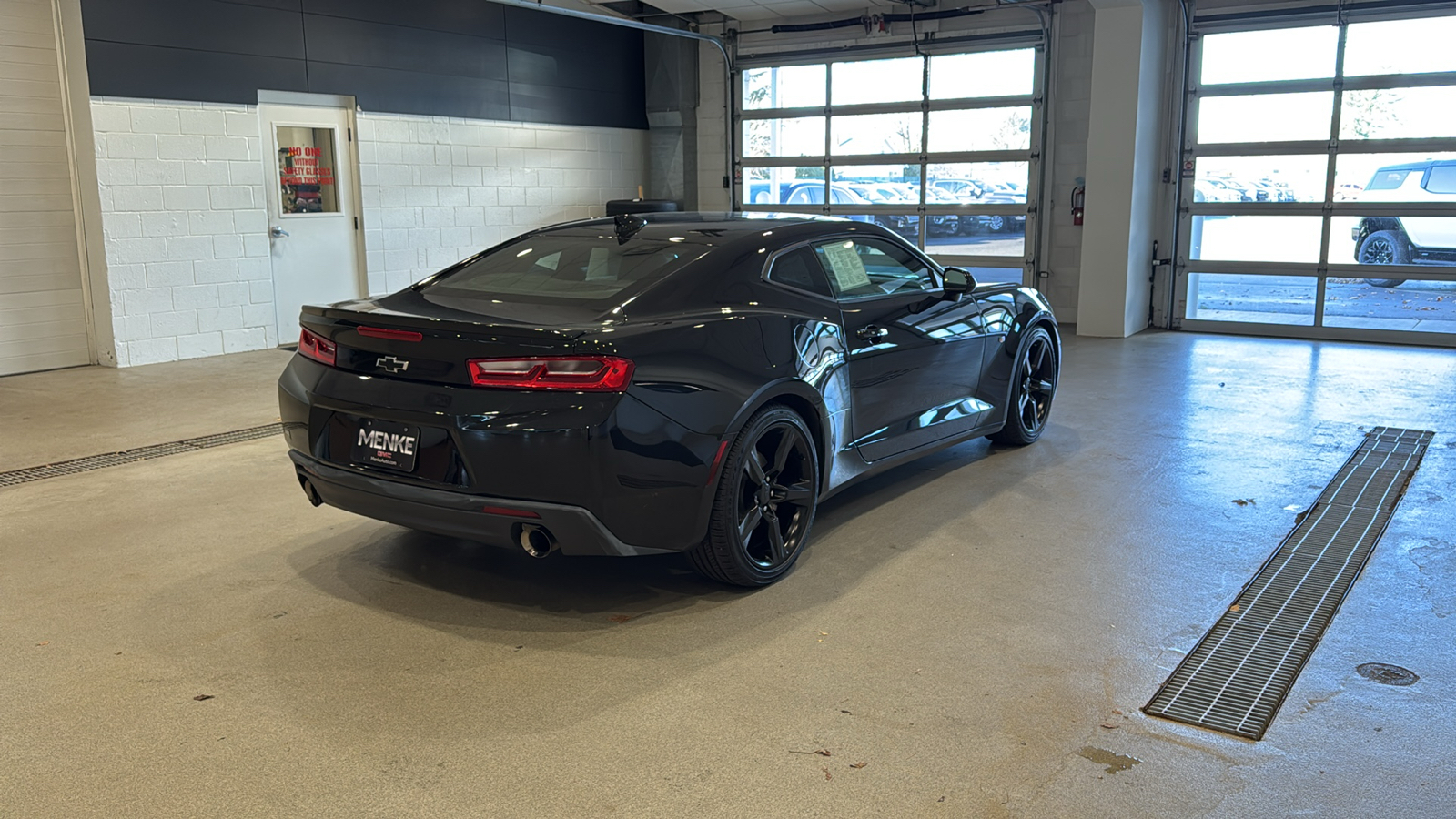 2018 Chevrolet Camaro 1LT 6