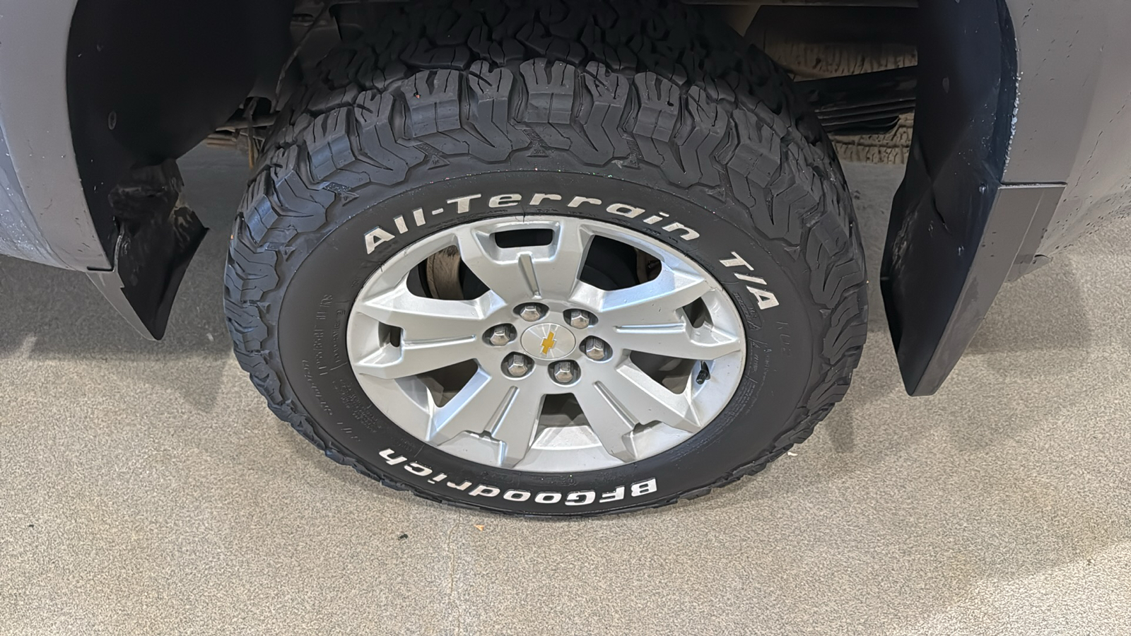 2017 Chevrolet Colorado LT 10