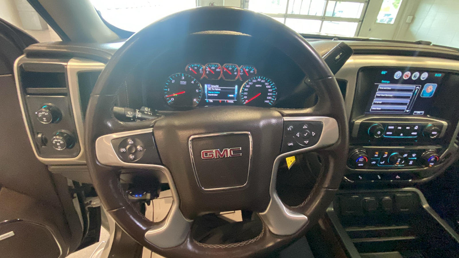 2018 GMC Sierra 1500 SLT 28