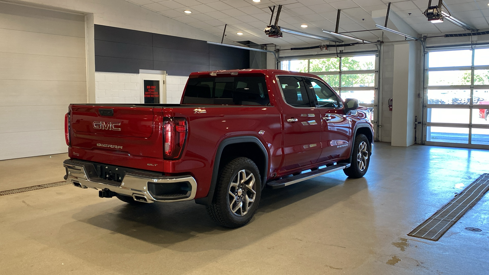 2024 GMC Sierra 1500 SLT 6