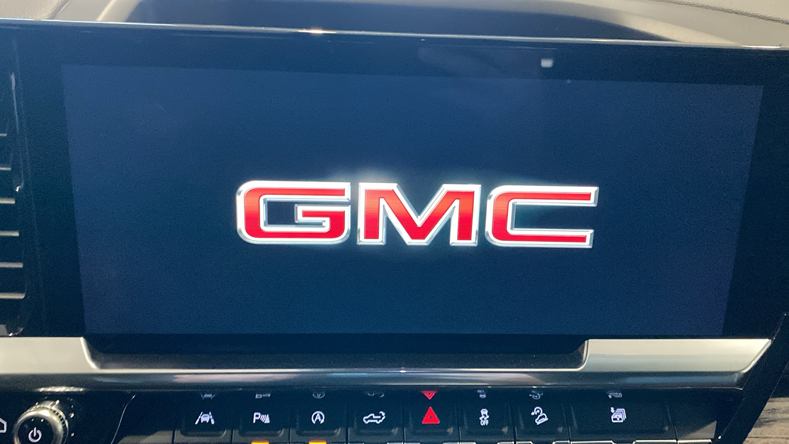 2024 GMC Sierra 1500 SLT 26