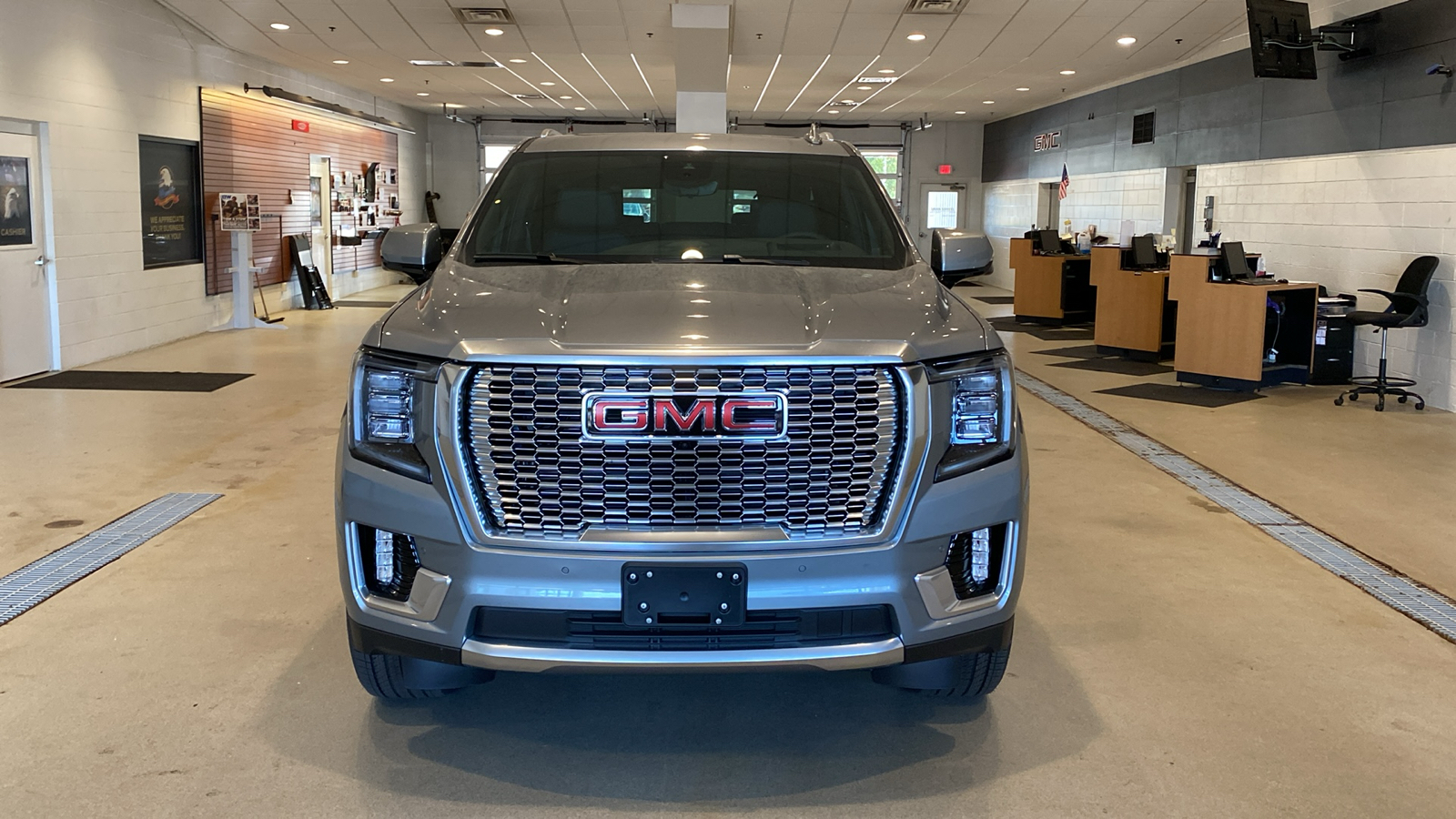 2024 GMC Yukon XL Denali 3