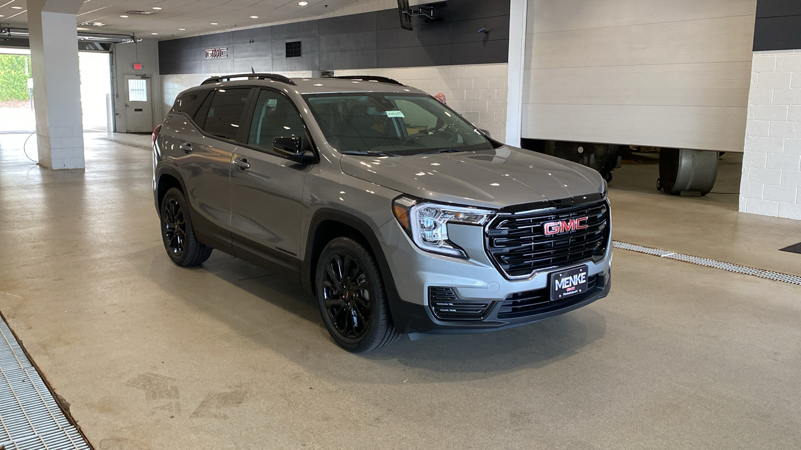 2024 GMC Terrain SLE 4