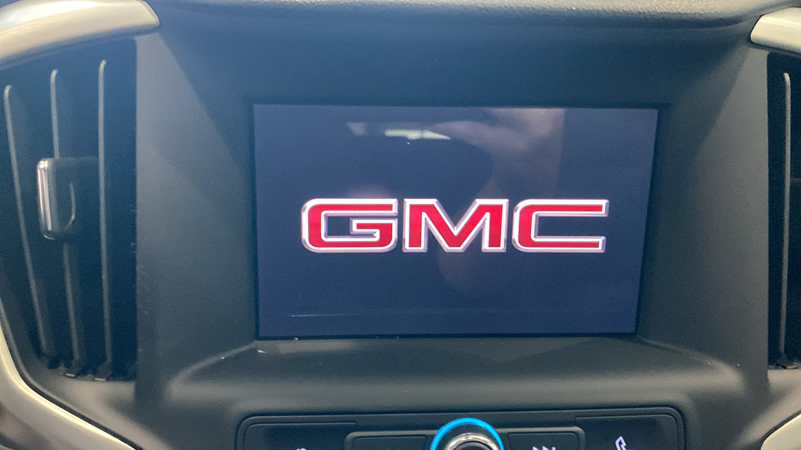 2024 GMC Terrain SLE 26