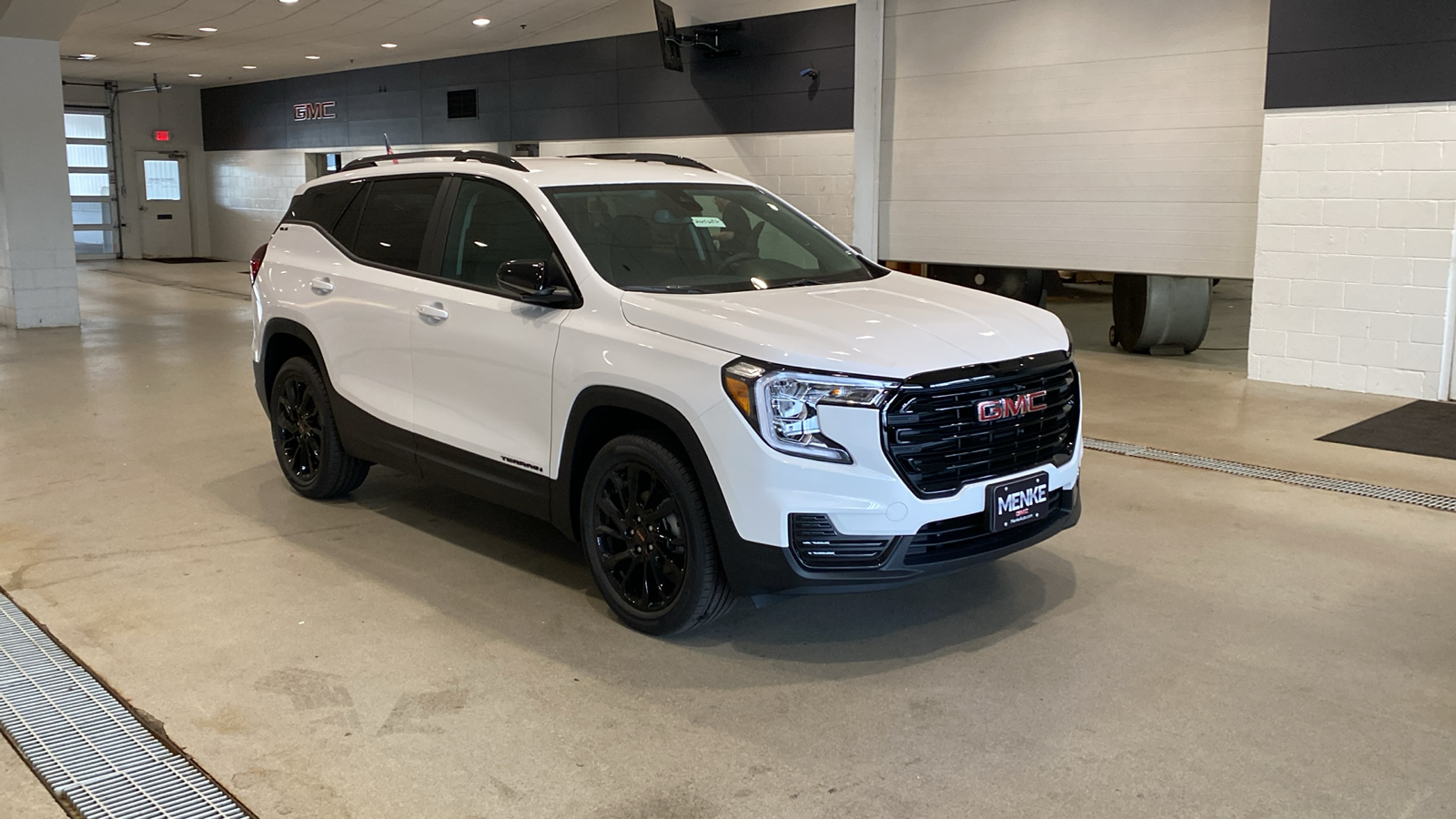 2024 GMC Terrain SLE 4