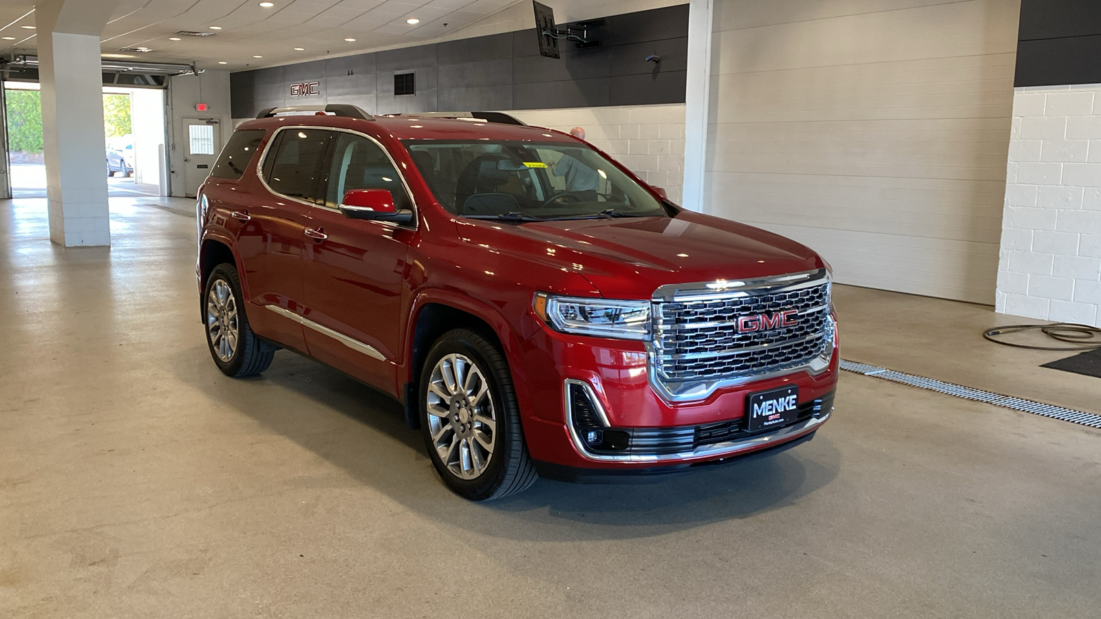 2023 GMC Acadia Denali 4