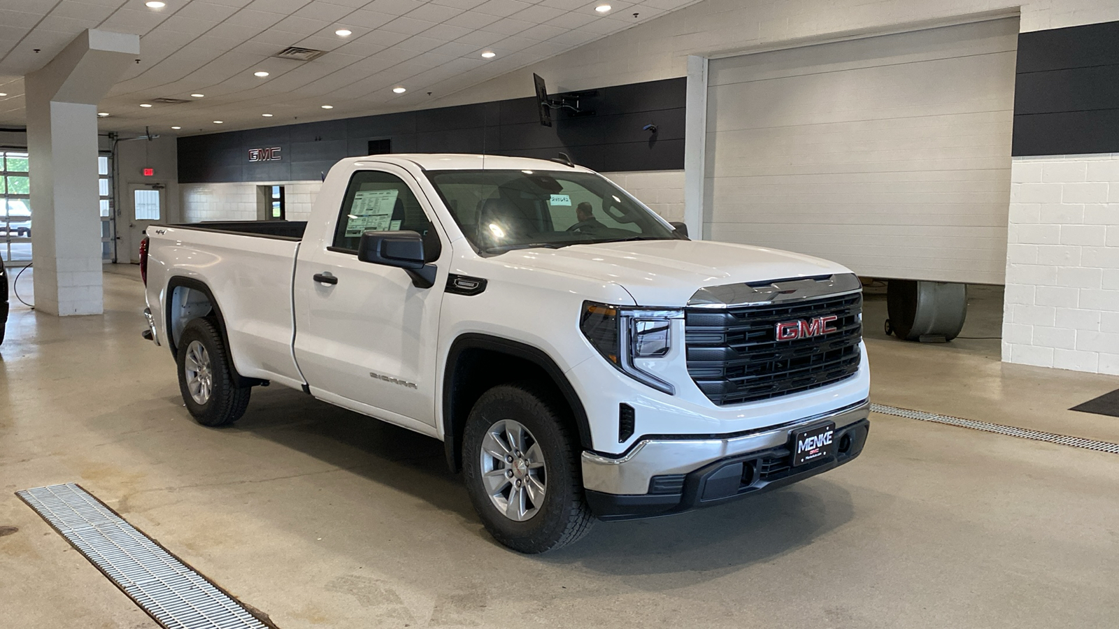 2024 GMC Sierra 1500 Pro 4