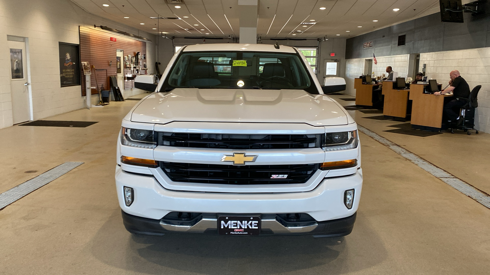 2017 Chevrolet Silverado 1500 LT 3