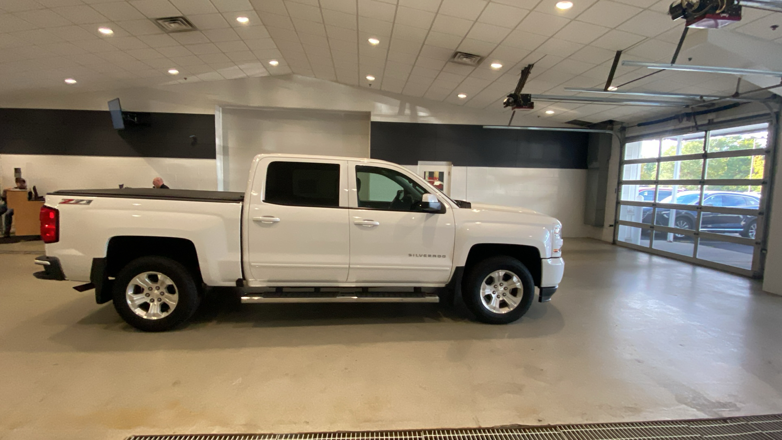 2017 Chevrolet Silverado 1500 LT 5