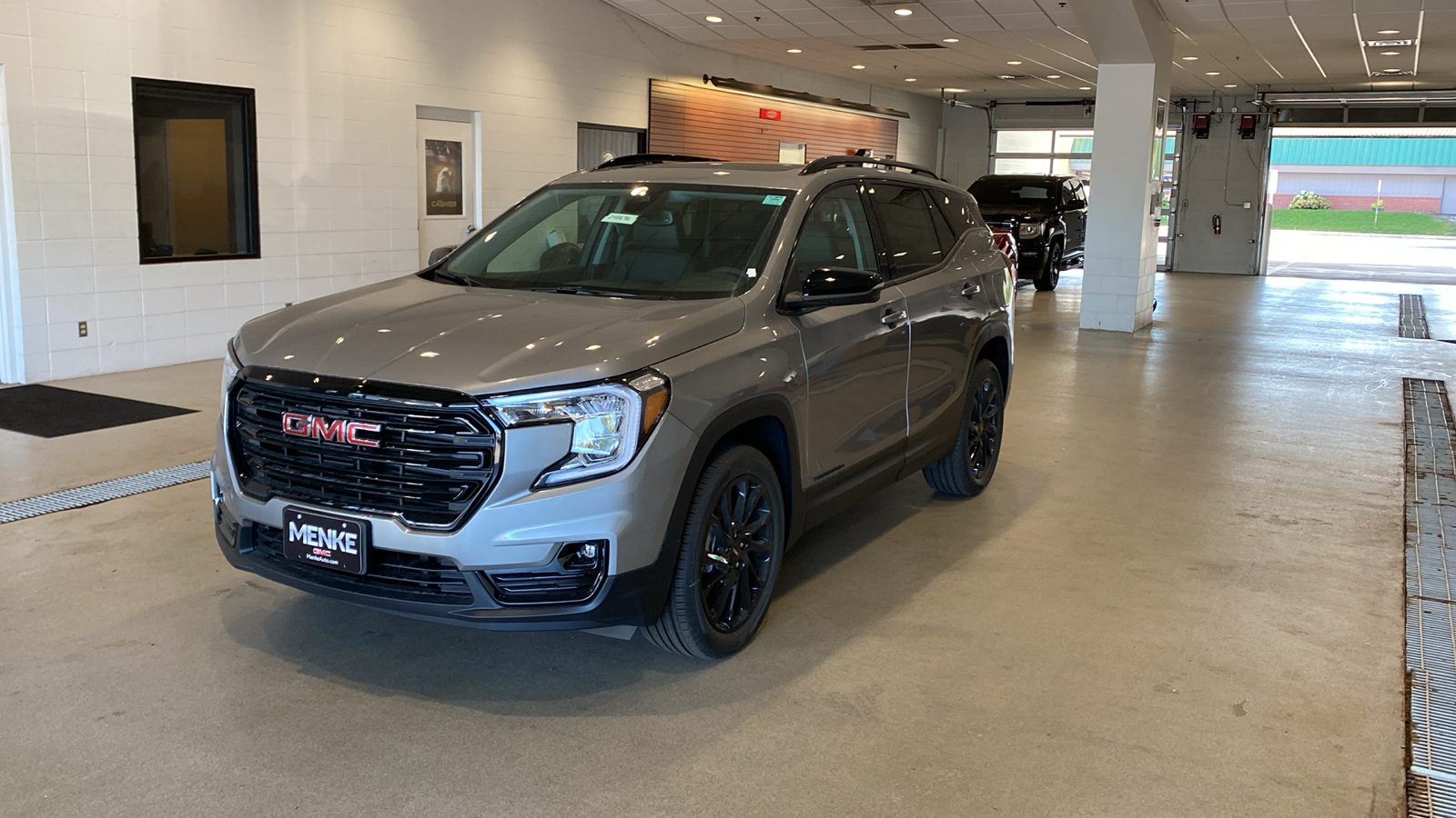 2024 GMC Terrain SLT 2