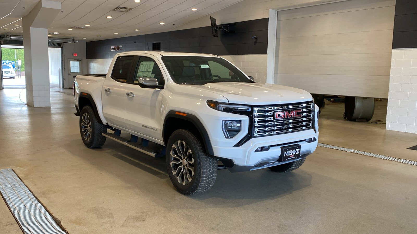 2024 GMC Canyon Denali 4