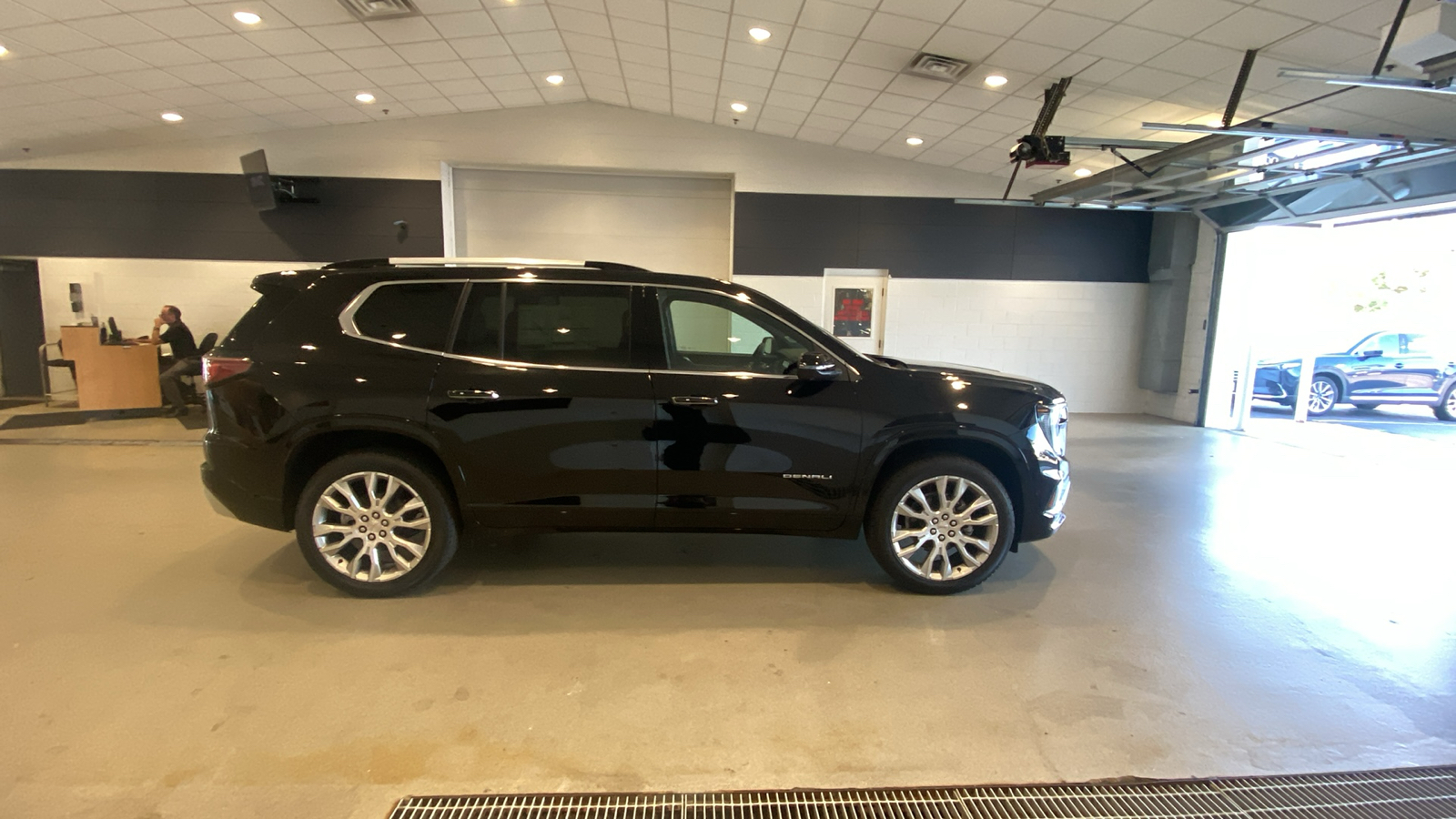 2024 GMC Acadia Denali 5