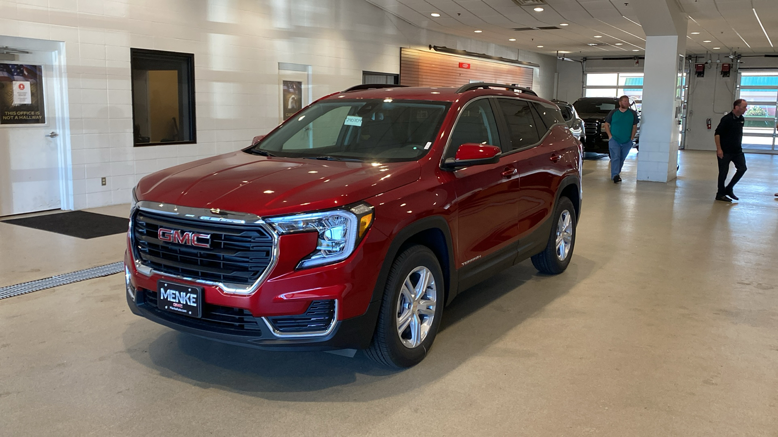 2024 GMC Terrain SLE 2