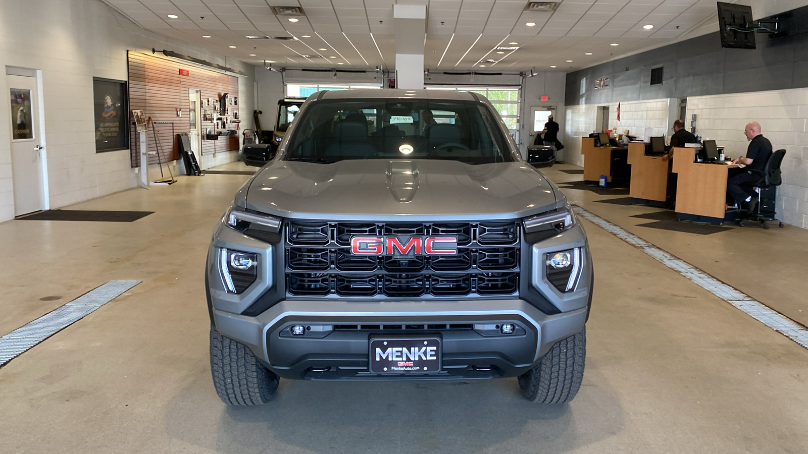 2024 GMC Canyon Elevation 3