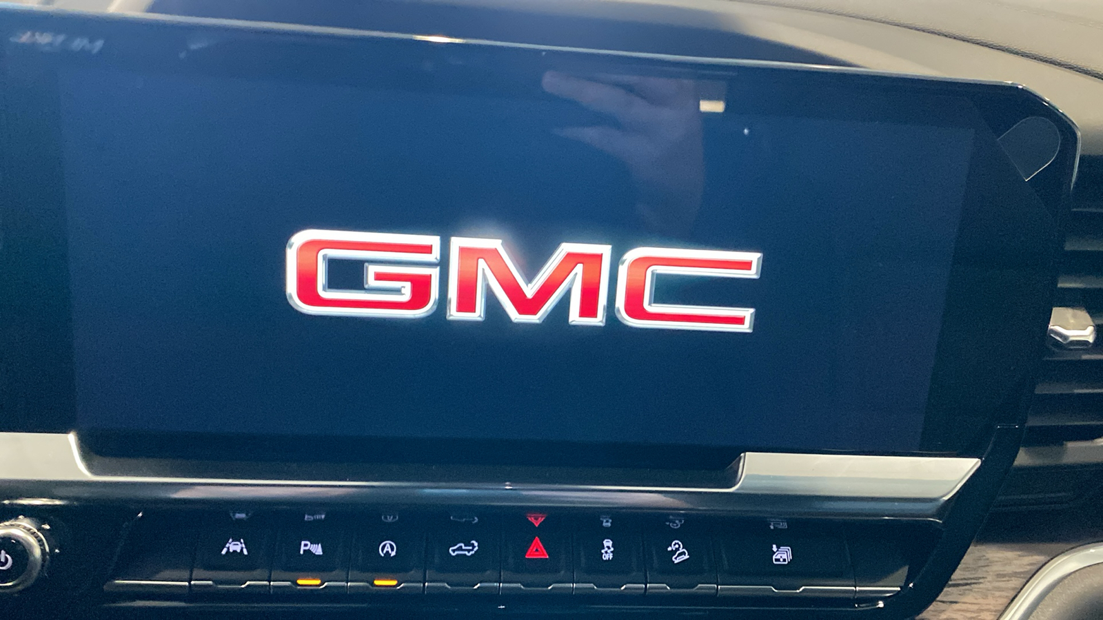 2024 GMC Sierra 1500 SLT 55