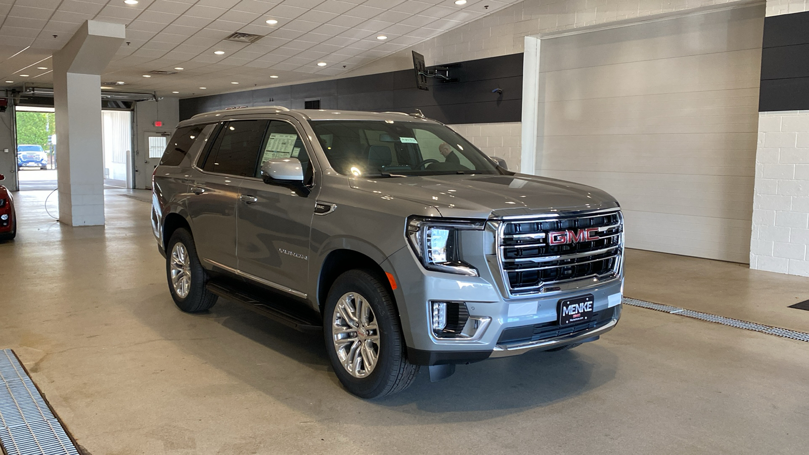 2024 GMC Yukon SLT 4