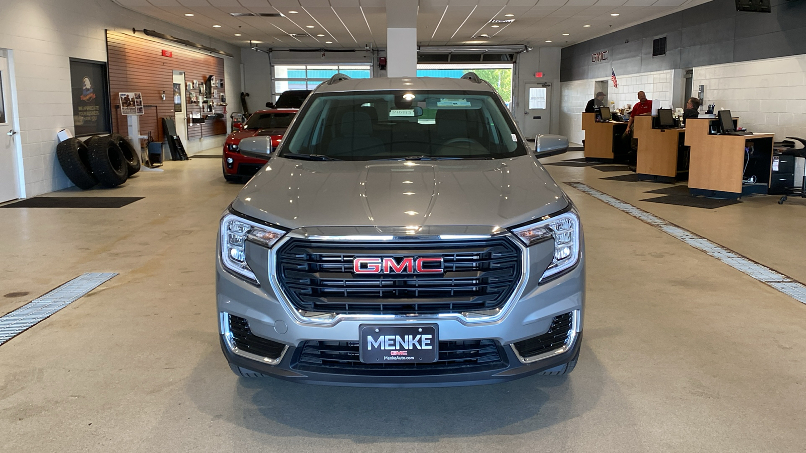 2024 GMC Terrain SLE 3