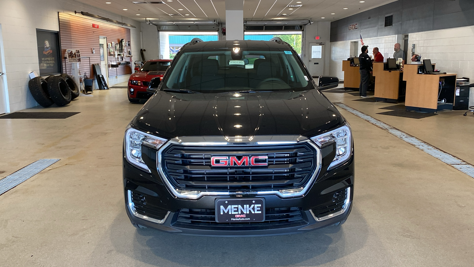 2024 GMC Terrain SLE 3