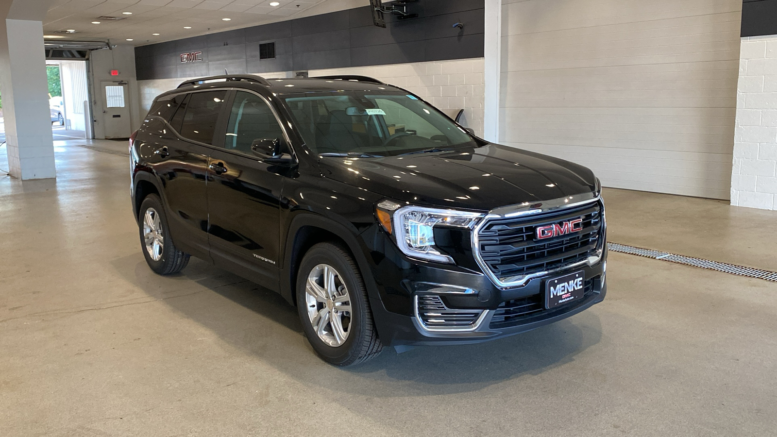 2024 GMC Terrain SLE 4