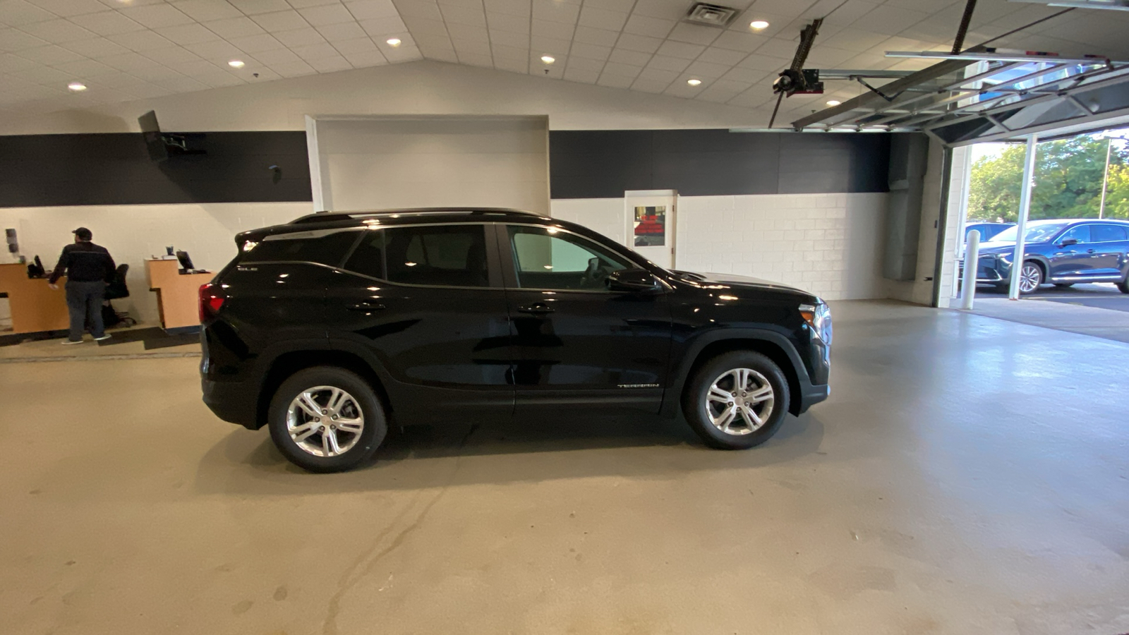 2024 GMC Terrain SLE 5