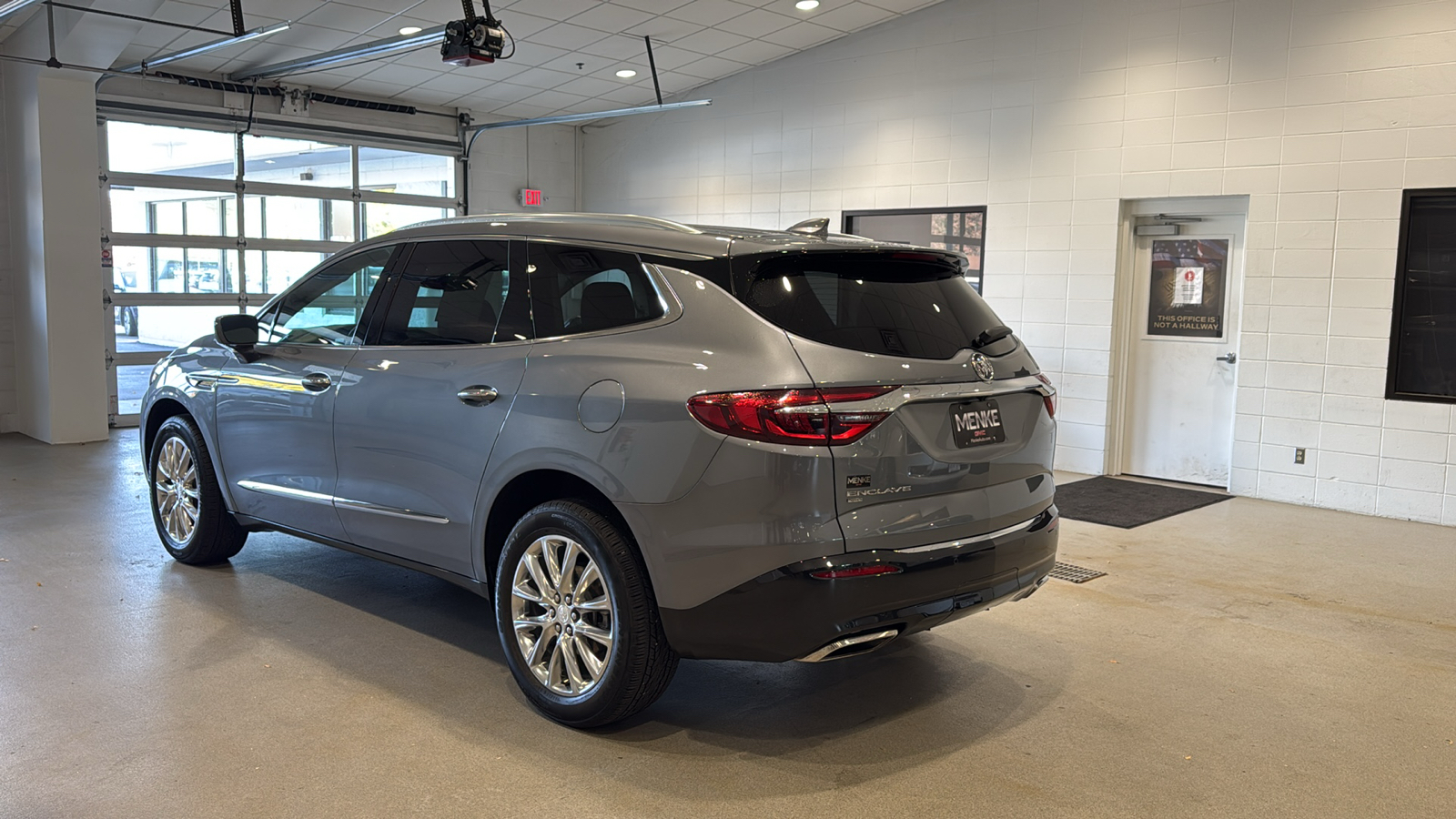 2020 Buick Enclave Essence 8