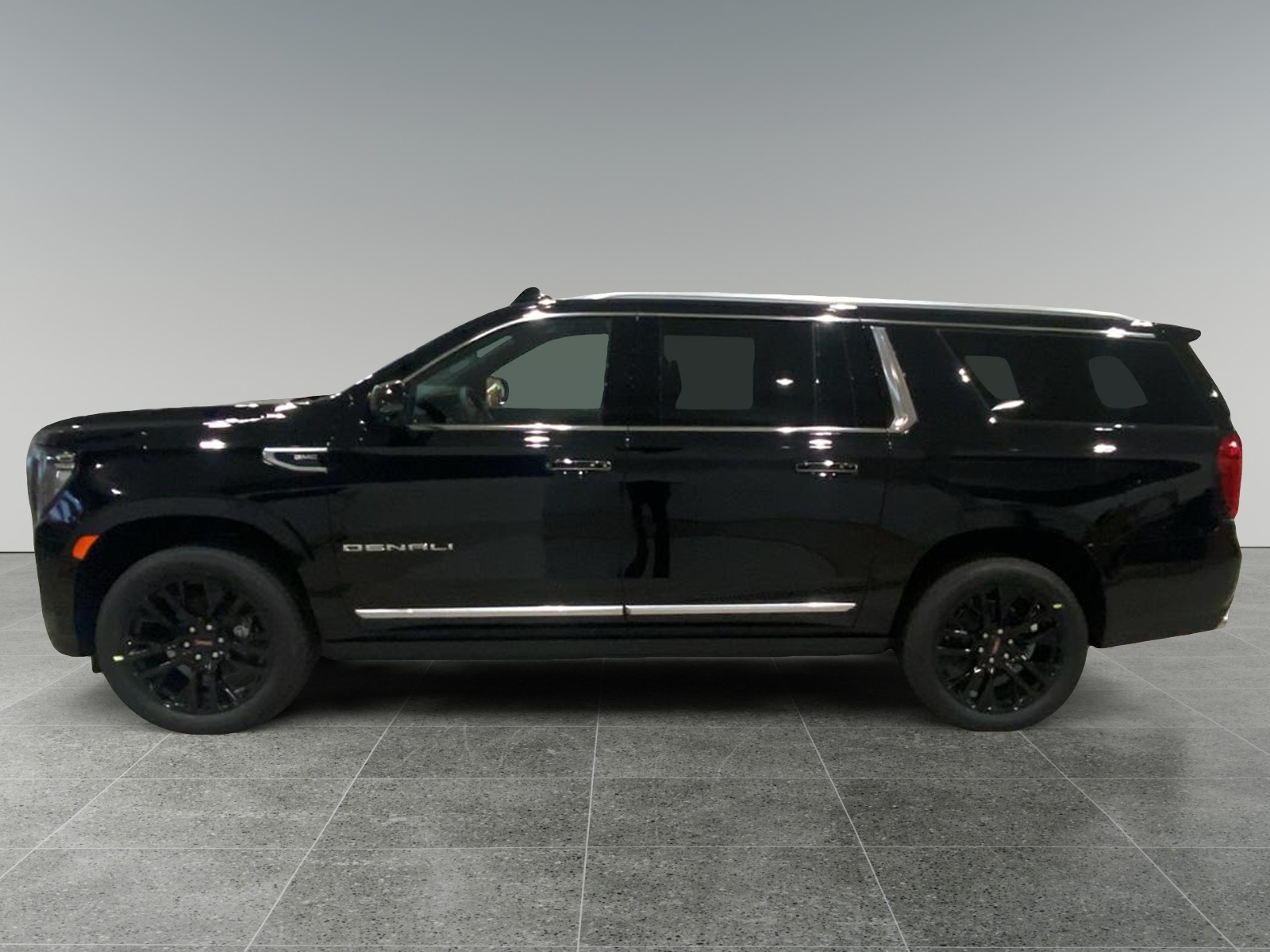 2024 GMC Yukon XL Denali 1