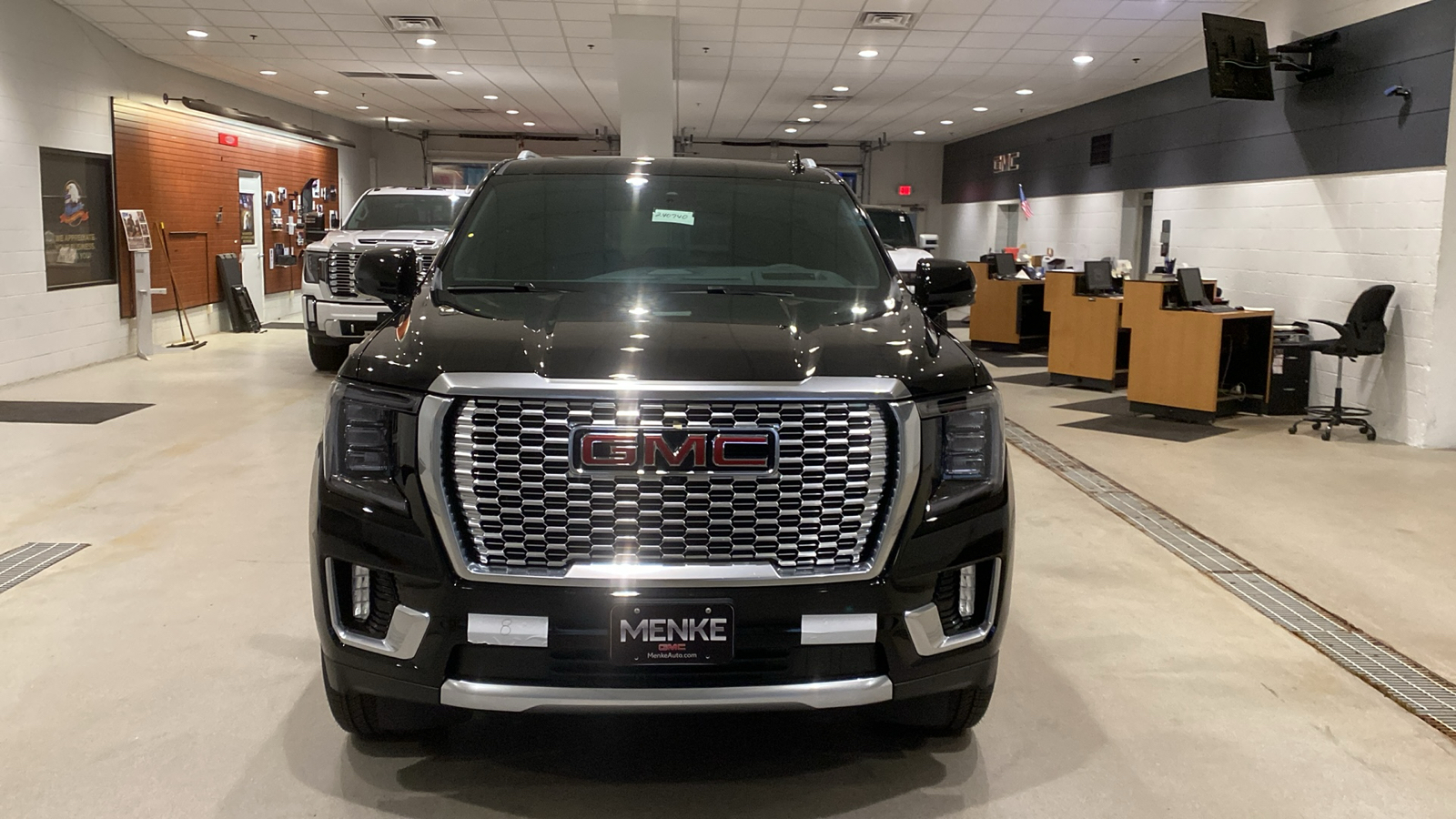 2024 GMC Yukon XL Denali 3