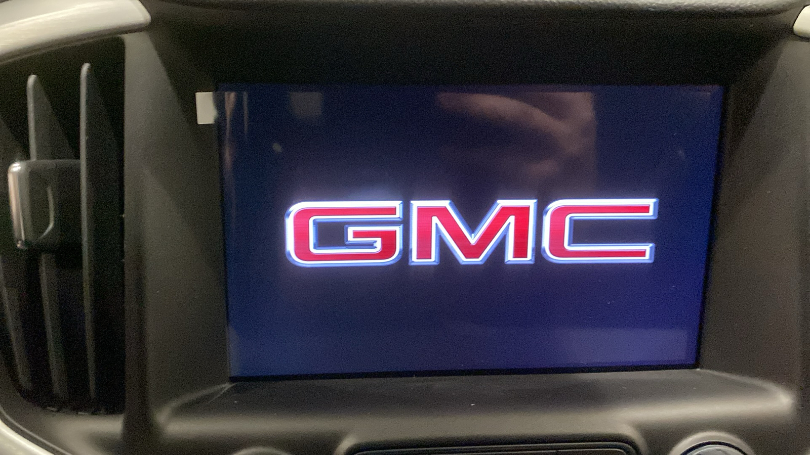 2024 GMC Terrain SLT 27