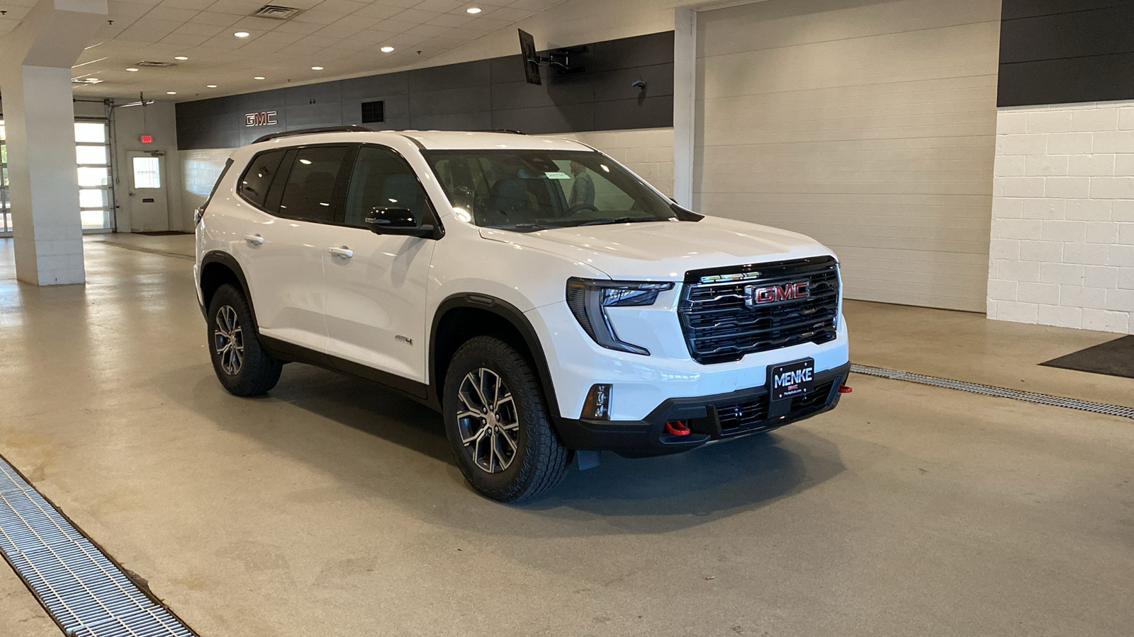 2024 GMC Acadia AT4 4