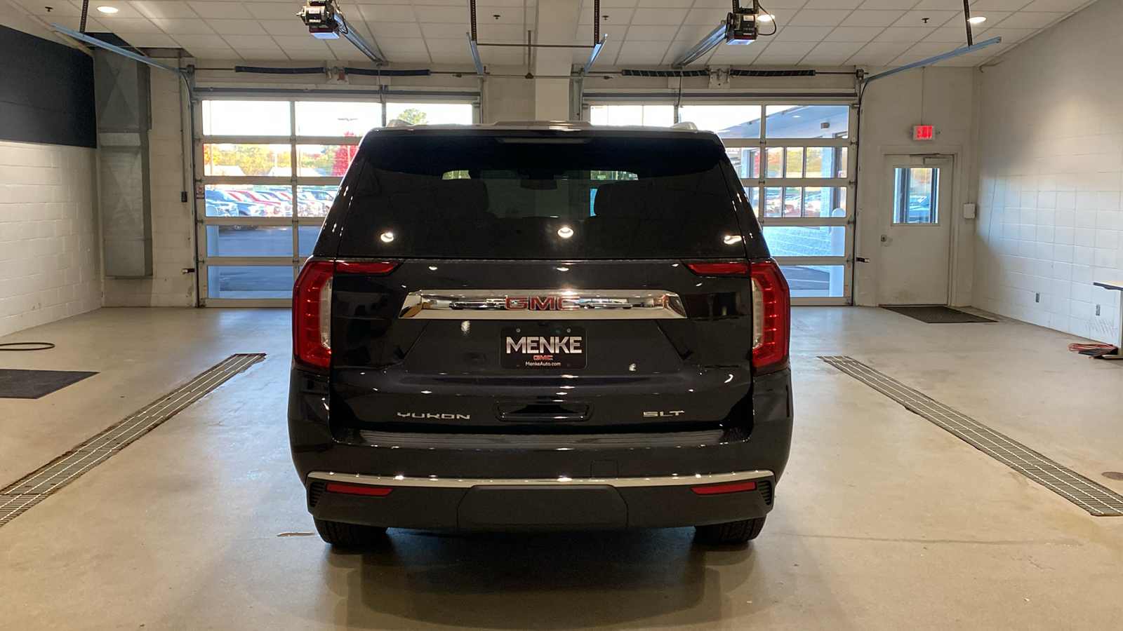 2024 GMC Yukon SLT 7