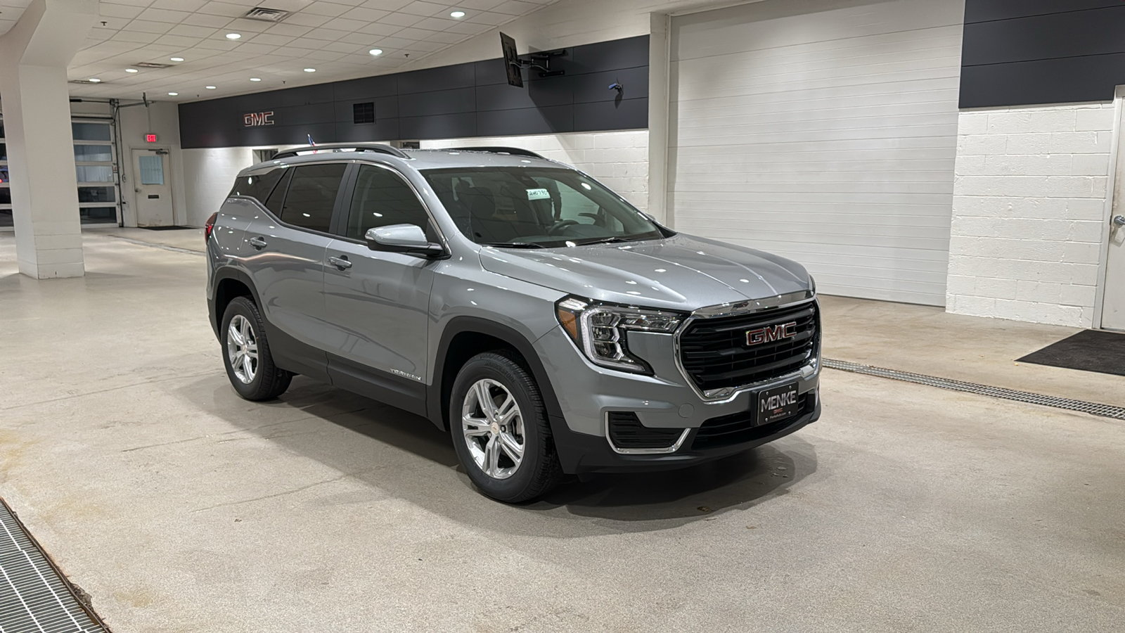 2024 GMC Terrain SLE 4