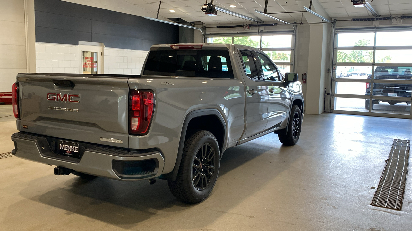 2025 GMC Sierra 1500 Elevation 6